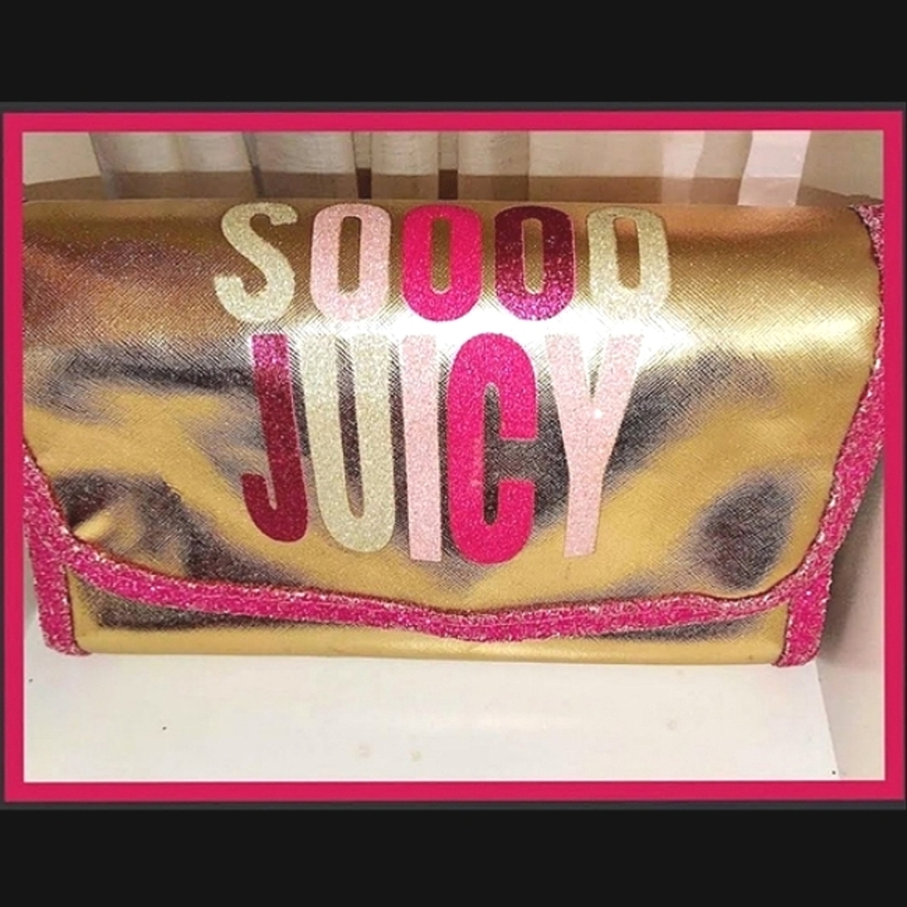 👛Juicy Couture "Soooo Juicy" Hanging Beauty Bag💖